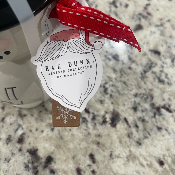 Rae Dunn LET IT SNOW Ceramic Mug. NWT - Picture 2 of 7